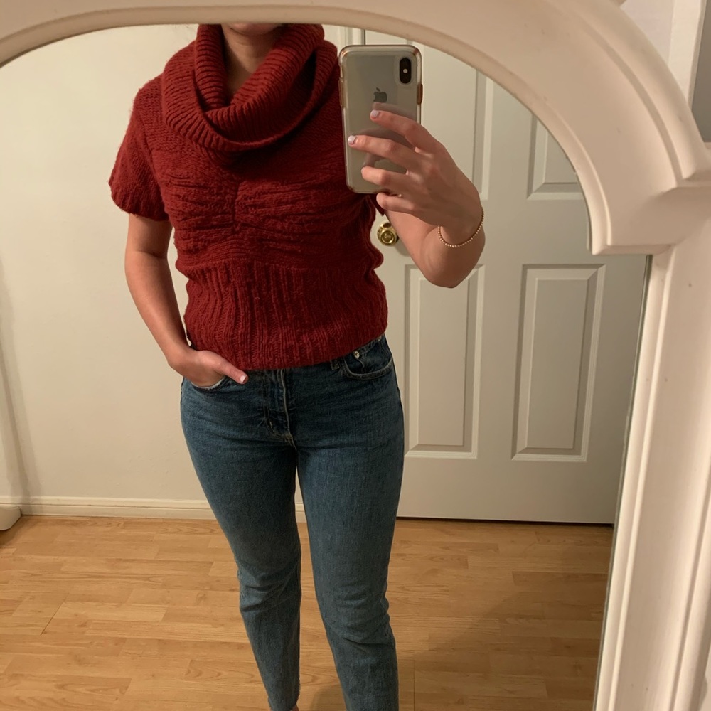 BCBGMAXAZRIA Cranberry Turtleneck Short Sleeve